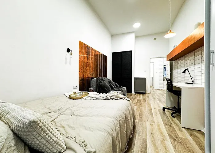 1min Walk To Market Square, Beautiful Views! Stylish 1br Kitchen Apartmán Vratislav