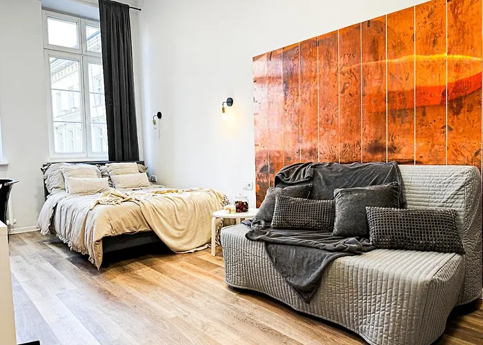 Apartment 1min Walk To Market Square, Beautiful Views! Stylish 1br Kitchen Wroclaw